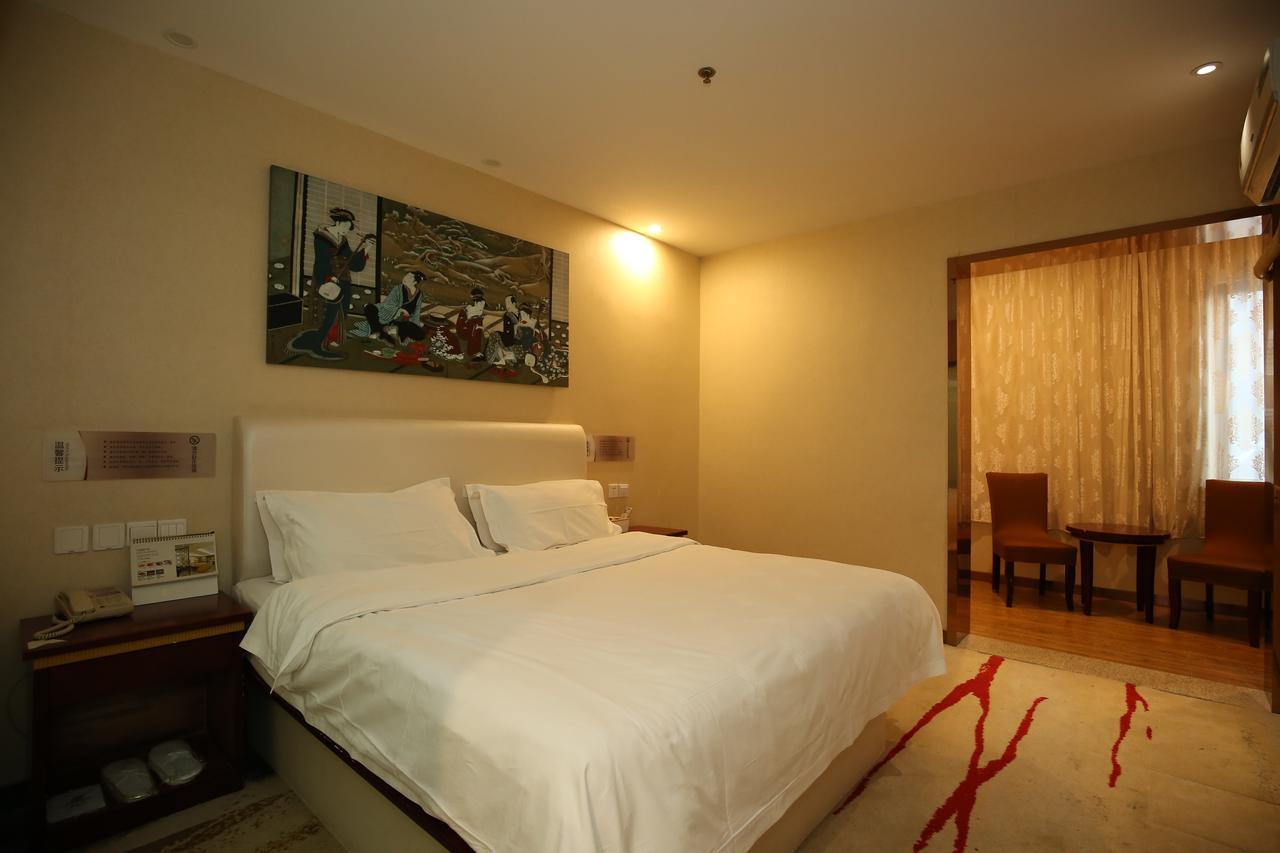 Crown Crystal Hotel Shanghai Exterior photo